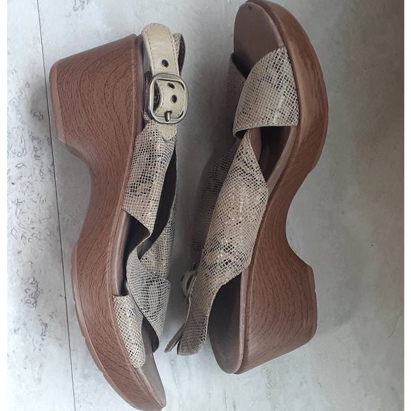 Dansko Taupe Snake Jacinda Nubuck Sandal Size 40 - Picture 5 of 10